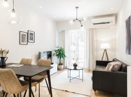 מלון צילום: Peaceful 2BD Apartment in Kolonaki by UPSTREET