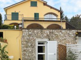 A picture of the hotel: Locazione turistica Casa Acacia (PTL400)