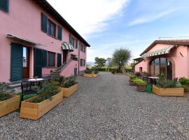 Hotel Photo: Agriturismo La Tanna 100S