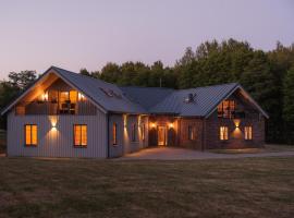 Lake & Library boutique Hotel, hotel in Ignalina