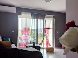 Apartment Anton, hotel in Trogir