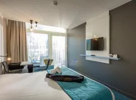 Logis Hôtel Les Pins - Opéralia