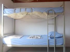 Atauro Dive Resort Backpackers Hostel, hotel di Beloi