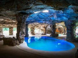 Tombolo Talasso Resort, отель в Марина-ди-Кастаньето