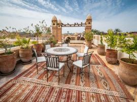 होटल की एक तस्वीर: Riad Adilah Marrakech - by EMERALD STAY