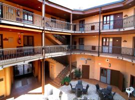 Apartahotel La Corrala, hotel v destinaci San Martín de Moncayo