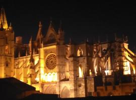 Slow León Apartamentos Turísticos, Hotel in León