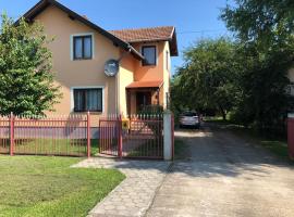 A picture of the hotel: Guesthouse Mihić