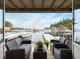 Hotelfotos: Idyllisk Rorbu i lun og stille havn