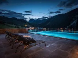 AlpenParks Hotel & Apartment Arlberg Warth mit Pool