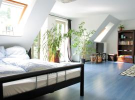 Photo de l’hôtel: Zentrale Ferienwohnung Anker im Sonnenblumenhaus