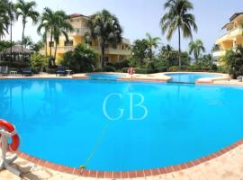 Hotel Photo: Las Palmeras by GB