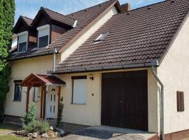 Фотографія готелю: Kállai Apartmanház Balatonboglár