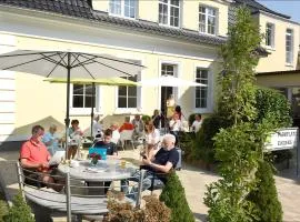 City Hotel ApartM3 am Park