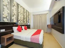 Super OYO 44083 Hotel Orchard Inn, hotel v mestu Lumut