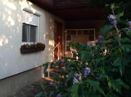 Foto di Hotel: Haus Polly