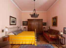 Foto do Hotel: Nizza Bourgeois Family Apartment