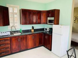 Zdjęcie hotelu: Nice Brand New studio In Port of Spain