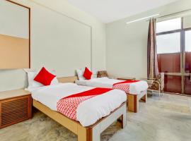 A picture of the hotel: OYO 42978 Hotel Manas Deluxe