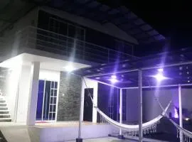 L'Vanna Hotel