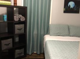 Hotel Photo: Garcia-Saale Chicago Guest Rooms