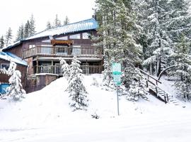Flying Stag: Upper Chalet, Hotel in Government Camp