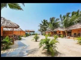 Blue Corner Beach Huts & Restaurant