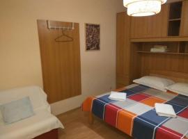 Foto do Hotel: Trg Mihovila Pavlinovića 8 Apartman