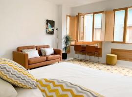 Zdjęcie hotelu: Apartamento de lujo en Triana