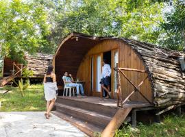 A picture of the hotel: HELPA Eco Cabin