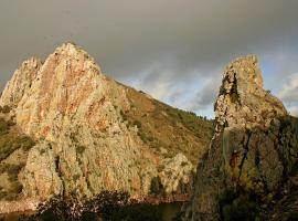 Fotos de Hotel: Bungalows Camping Parque Nacional de Monfragüe