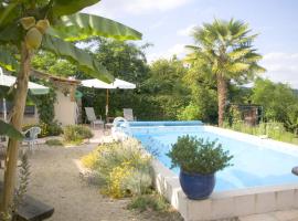 Foto di Hotel: Chambre d'Hôtes Oeuil de Bouc