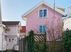 Zdjęcie hotelu: 4 person holiday home in GRUNDSUND