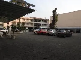 勃律盖曼酒店