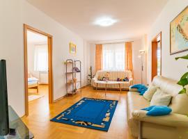 Hotel foto: Big 4 bedroom apartment with private parking