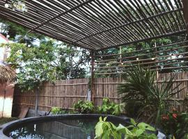 Hotel Photo: TAWNY - TINA GARDEN VILA