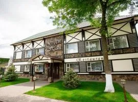 Green Hall Hotel