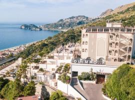 Hotel Olimpo le Terrazze, hotel in Letojanni