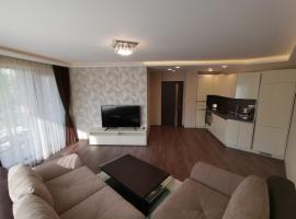 A picture of the hotel: City Center Lux Apartment