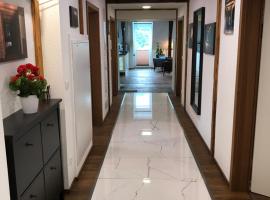 Wieko Ferienwohnungen - Luxus Pur im Prinz von Preußen, hotel en Bad Elster