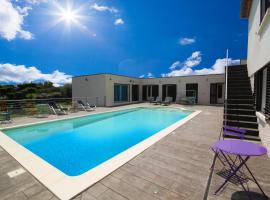 Fotos de Hotel: HISTOIRE D'Ô - Les Piscines - Chambres d'hôtes