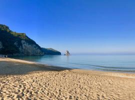 Hotel Photo: Sebastian's - Agios Gordios Beach