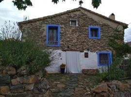 Foto di Hotel: Vivienda de Turismo Rural Casa Larrueda, Cerveruela