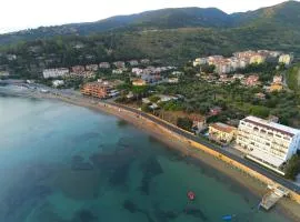 Viesnīca Baia D'Argento pilsētā Porto Santostefano