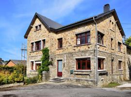 Foto di Hotel: Pleasant Holiday Home in Erez e Ardennes with bubble bath Sauna