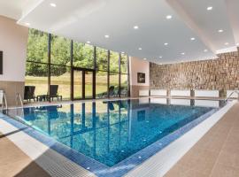 Hotel Villa Magus, ξενοδοχείο σε Kladnitsa