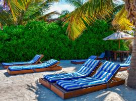 รูปภาพของโรงแรม: Kiin Mahahual - Mar & Playa