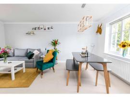 ホテル写真: Stylish Ultra Modern 2BR Home/ FREE PARKING