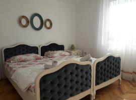 Фотографія готелю: Apartman Ina