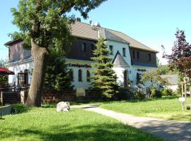 A picture of the hotel: Landgasthof "Am Park"